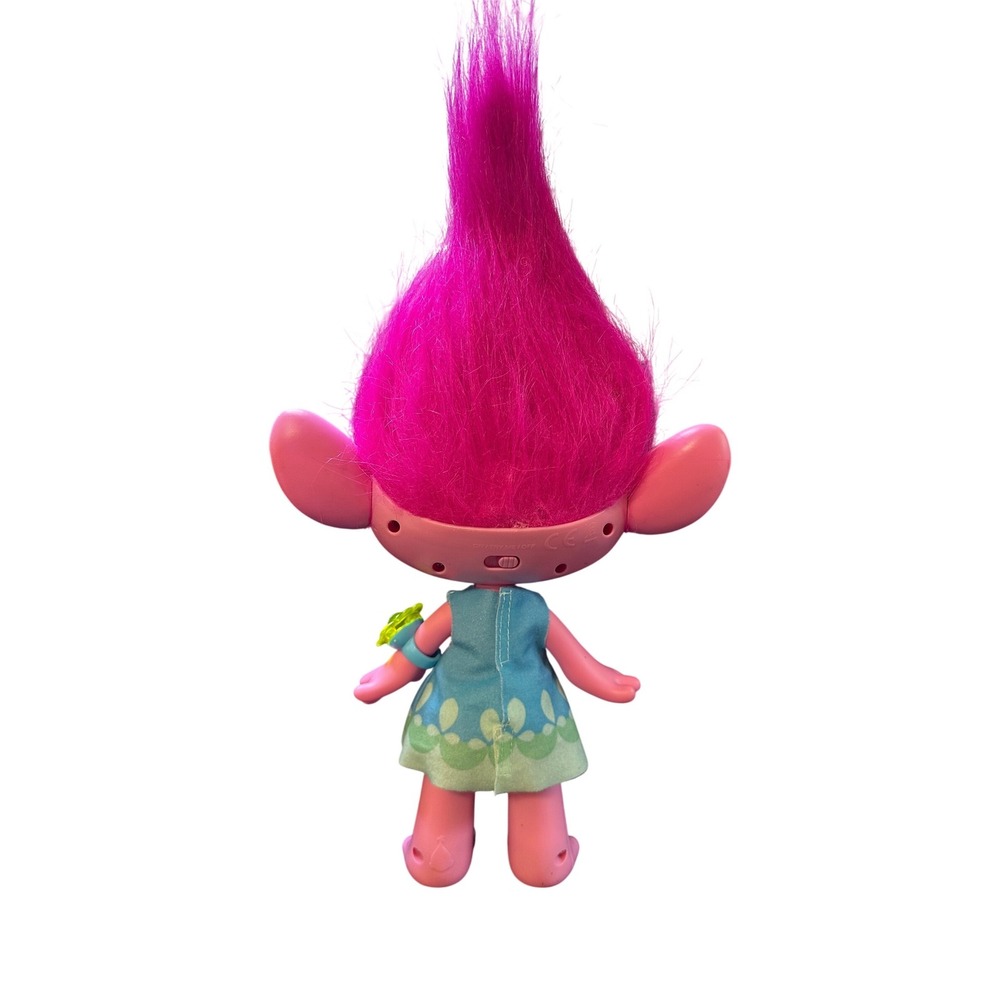 DreamWorks Trolls Poppy Singing Talking LightUp Doll Figure w/ Accessories Works - Picture 3 of 11
